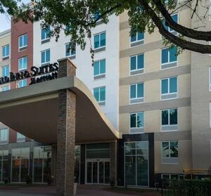 QUEENS- NEW YORK Hotel by Marriott ®